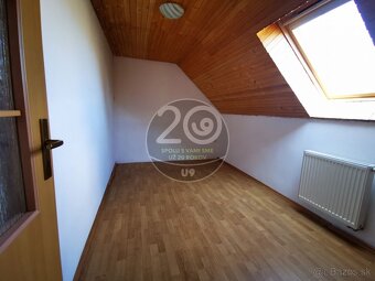 Zrekonštruovaný 4-izbový rodinný dom Diviaky nad Nitricou - 6