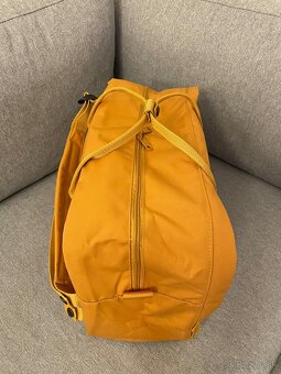 Predám batoh značky Fjällräven Kanken Weekender žltý - 6