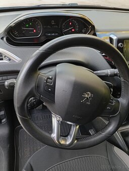 🚗 Peugeot 208 • 1.2 Benzín • 2016 • IBA 27 126 km - 6