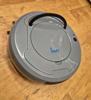 Bowai jednoduchy "robotický" vysávač - 6