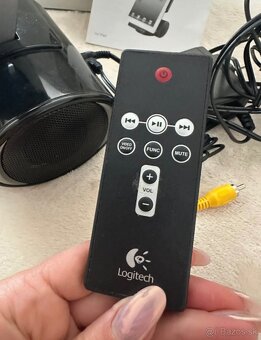 Stojan na iPad s reproduktormi - 6