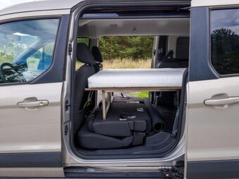 Vstavba na spanie do Ford Tourneo Connect Grand - 6