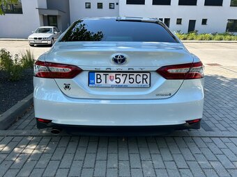 Toyota Camry 2,5 Hybrid SR - 6