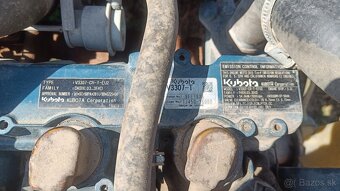 Kubota v3307 - 6