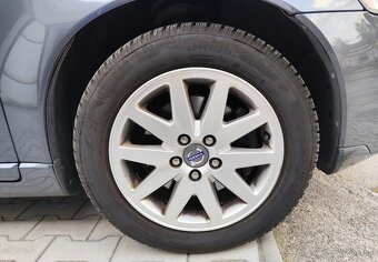 Volvo v50 - 6