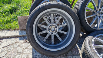 5x114,3 R19 --- KIA SPORTAGE (HYUNDAI TUCSON) - 6