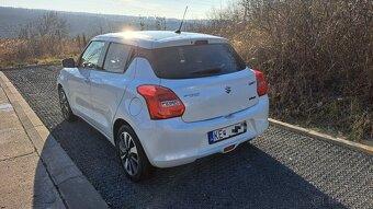 Suzuki Swift 1.2 + SHVS 2018 GLX - 6
