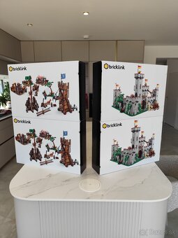 Lego Medieval Seaside Market a Siege Encampment - 6