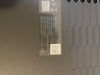 Lenovo LOQ 15IRX9 - 6