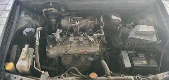 Nissan Almera Angličan - 6