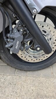 Predam Hondu Forzu 300 ABS - 6