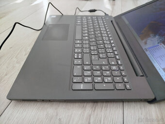 notebook Lenovo V130 - Core i5-7200u, 8GB, 256GB SSD, W10 - 6