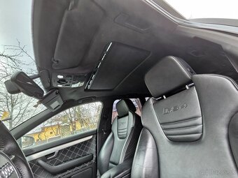 Sedacky Audi RS4 - 6
