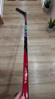 ✅ 1 x HRANÁ - BAUER NEXUS SYNC RED - P02 - 107 F - 171 CM ✅ - 6