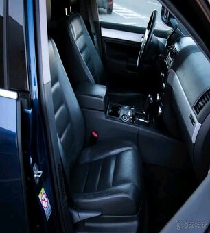 Wolsvagen Touareg 3.0 - 6