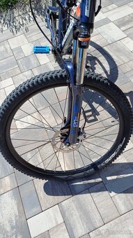 Predám celoodpruzeny horský bicykel - 6