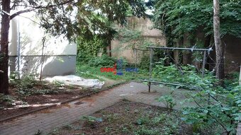 Širšie centrum - 3 Izbový byt Koceľova ul., staršia kompletn - 6