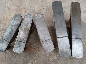 Hoblík,hoblíky,sekera,staré naradie,nebožiec,dlato l35 - 6