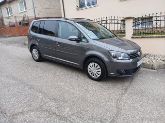 VOLKSWAGEN TOURAN 77kW 2011 - 6