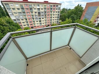 1 izb. A. MRÁZA - pri hoteli Bratislava- Ružinov-IHNEĎ VOĽNY - 6