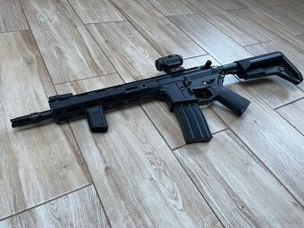 Airsoft výbava – AR-15 QD Platinum (takmer nová) - 6