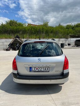 Peugeot 308 - 6