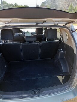 Toyota Corolla Verso - 6