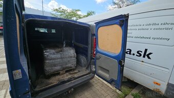 Opel Vivaro 2.5 CDTI - 6