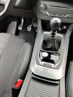 Predám / Vymenim PEUGEOT 308 1.6 HDi ALLURE r.v. 1/2018 - 6
