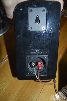 predam dva reproduktory MAGNAT - 6