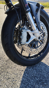 MV Agusta Turismo Veloce 800 - 6