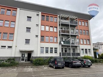 Elegantný 2-izbový byt, pár minút peši od centra Liptovského - 6