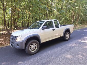 ISUZU D MAX 2,5 TD 4X4 100KW ŤAŽNÉ 3000 KG - 6