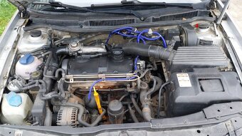 Volkswagen Golf 1.9 TDI (85 kW) - 6