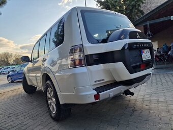 Mitsubishi Pajero 3.2D-ID LWB 4x4 190k A/T 7-Miest. (diesel) - 6