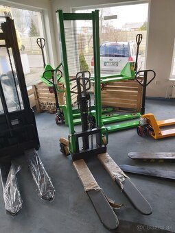 Ručne vedený paletový vysokozdvižný vozík 1500kg 1600mm - 6