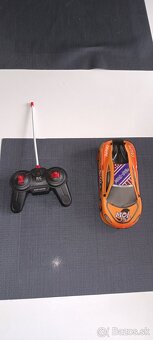 Autá na ovládanie - 6