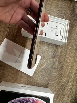 Predám iPhone Xs 256gb Gold - 6