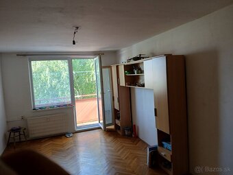 Na predaj 3-izbový byt – ulica M. R. Štefánika, Levice - 6