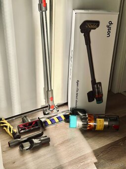 Dyson V15s Detect Absolute - 6