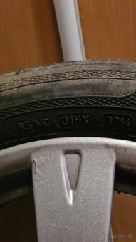 Predám gumy na originál Elektrónoch Škoda Octavia 2 - 6