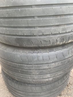 Letné pneu 235/50r18 - 6