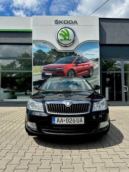 ŠKODA OCTAVIA COMBI 2,0 TDi 4x4 - 6