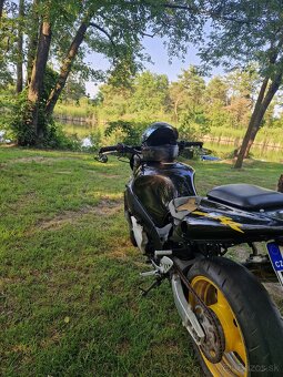 Suzuki Gsxr 600 srad - 6