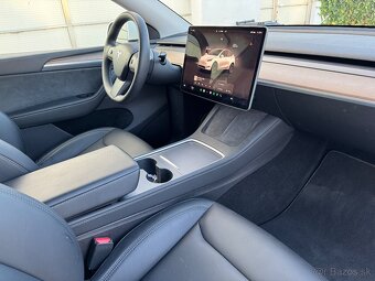 Tesla Model Y Long Range 514 PS Dual Motor 2023 - 6
