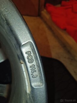 Elektróny ,,17,, + guma do kufra- originál KIA CEED SW - 6