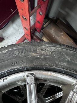 235/45 R17 - 6
