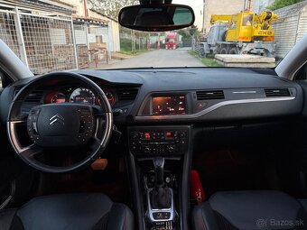 Citroen C5 Tourer 2.0 HDI 100kw Automat,Exclusive,Bi-Xenon - 6