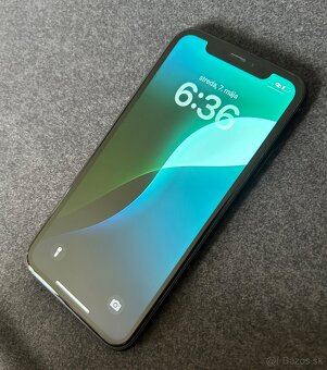 iPhone XR 64GB black - 100% batéria - 6