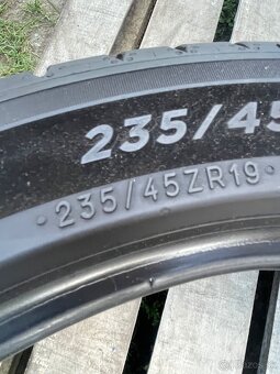 Michelin 235/45 R19 2x=200e - 6